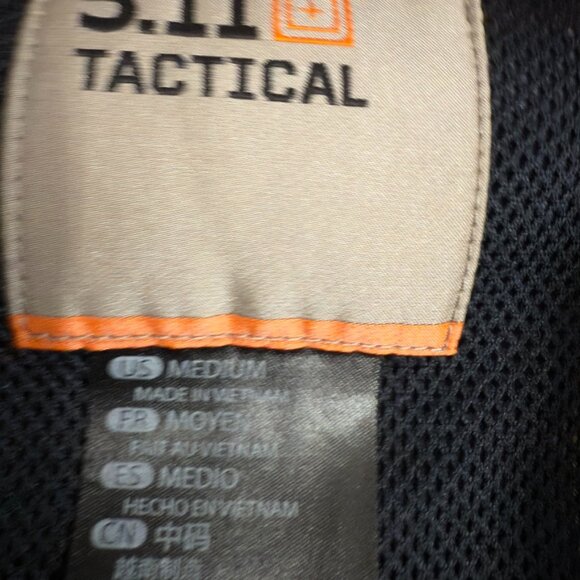 5.11 Tactical Blue Plaid Short Sleeve Button-Up Shirt - Size Medium - Picture 5 of 10